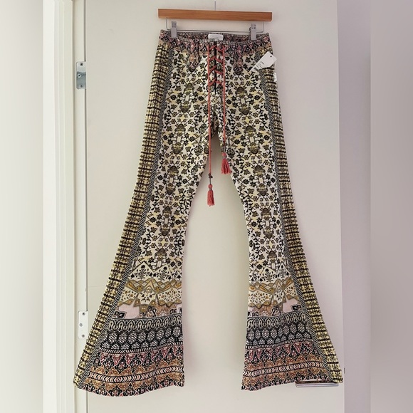 🌸 Camilla Soul Sisters Cordroy Stretch Flared Trouser Small - Picture 7 of 13